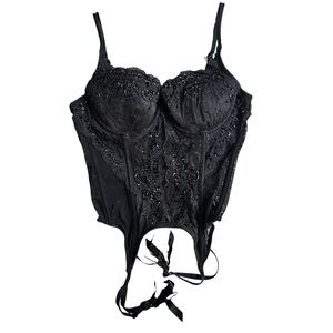 Vintage Y2K 2001 Victoria’s Secret embellished corset size 34B